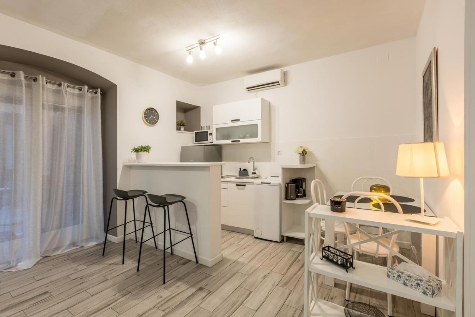 Apartments And Rooms Villa Lina Split Extérieur photo
