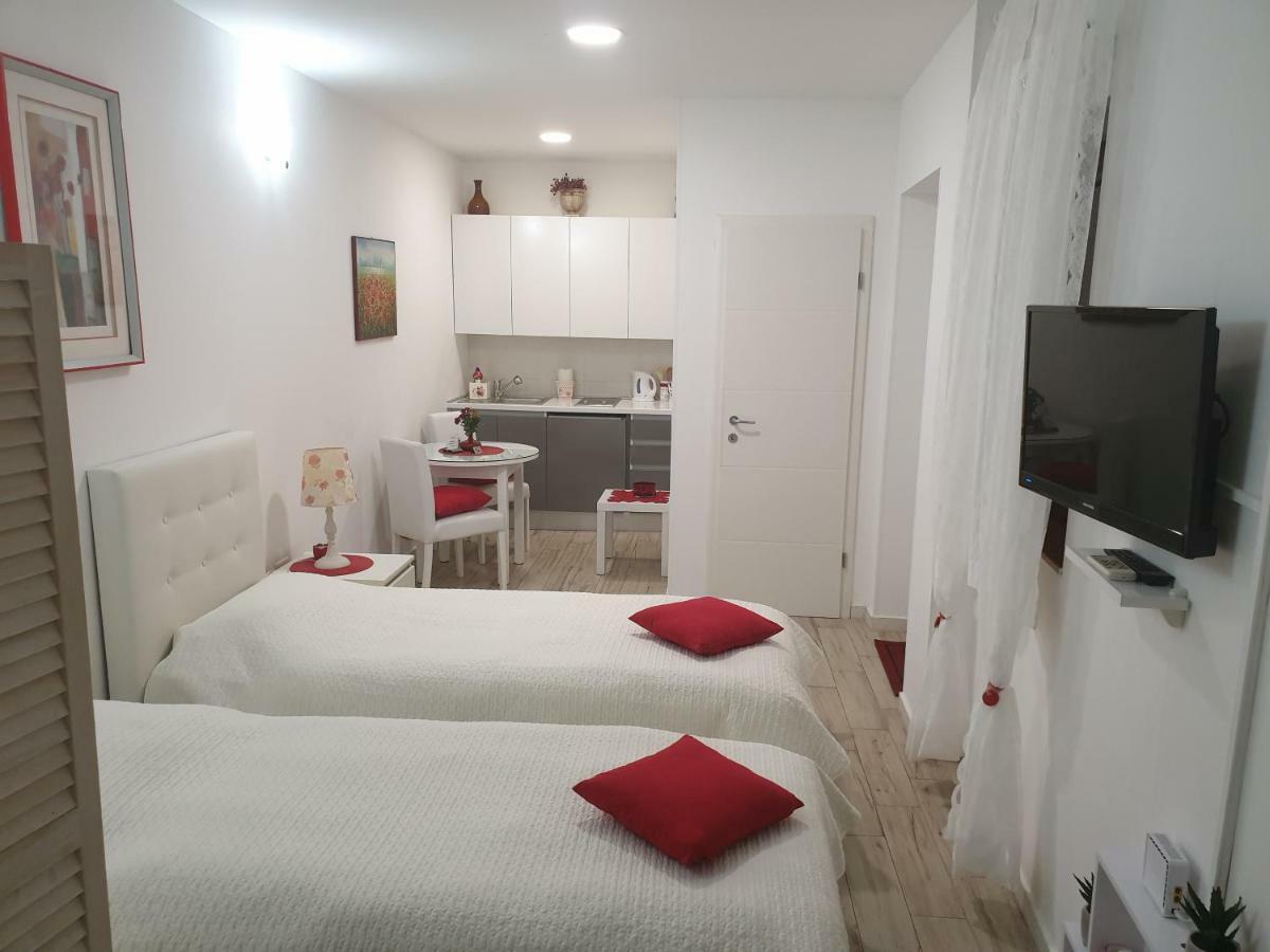 Apartments And Rooms Villa Lina Split Extérieur photo